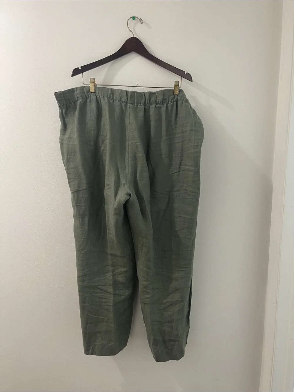 Ellen Tracy Olive Green Linen-Blend Belted Chinos